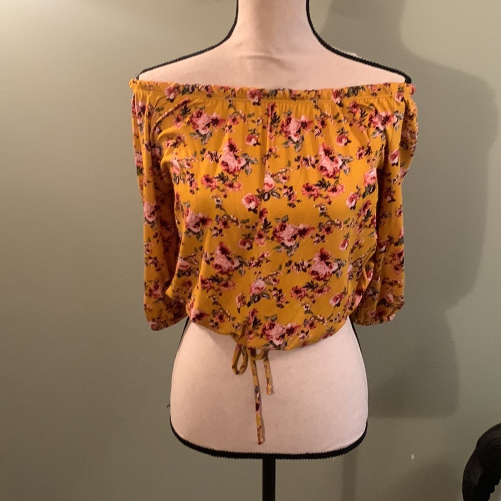 Cute top